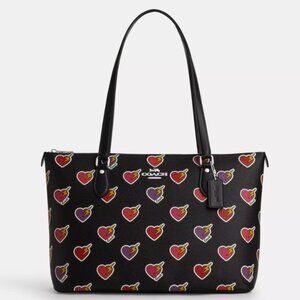 Coach Gallery Black Tote Bag With Heart Bolt Print New! $378 Retail